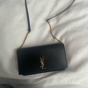 Perfect condition. Dust bag and receipt included.